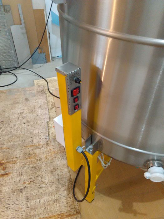 Центрофуга радиална за пчелен мед 36 рамкова