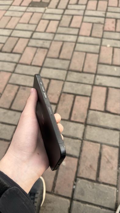 Продам iphone 15 pro max 512gb