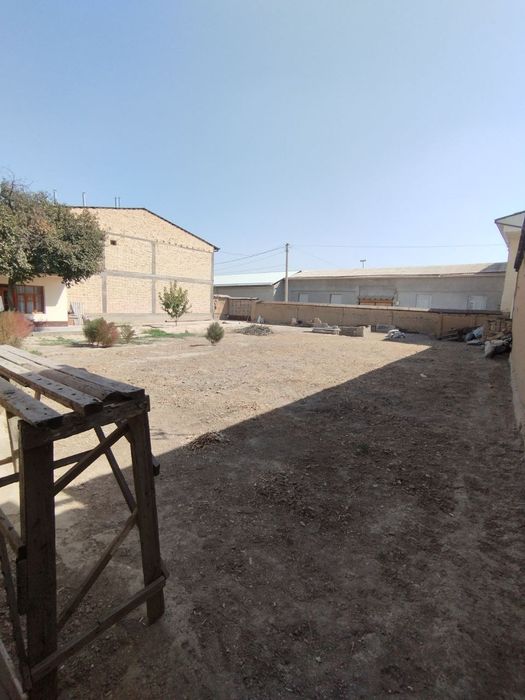 Yer sotilmoqda Xasanboy daa