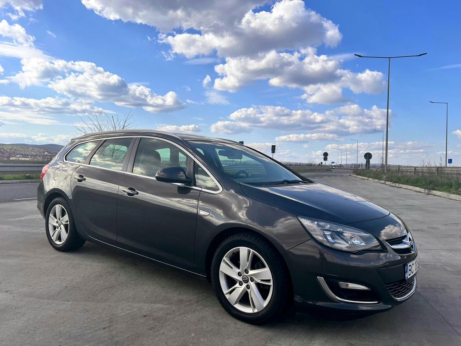 Opel Astra J   diesel/ 6 trepte/ Proprietar