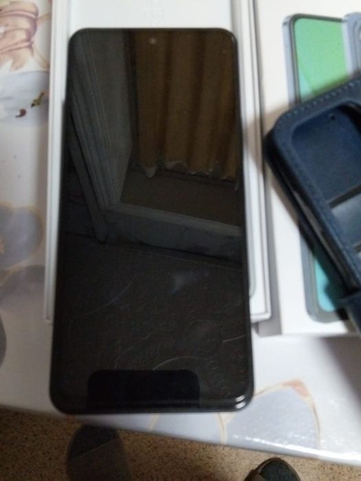 Продам срочно телефон VIVO Y 19S