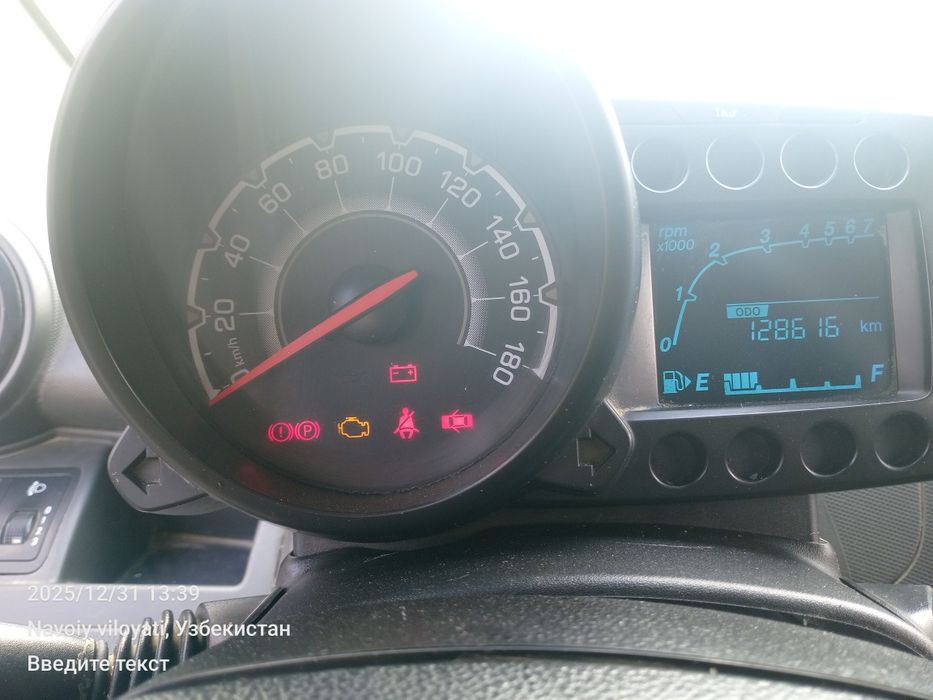 Spark 2011 родная краска 1 позиция