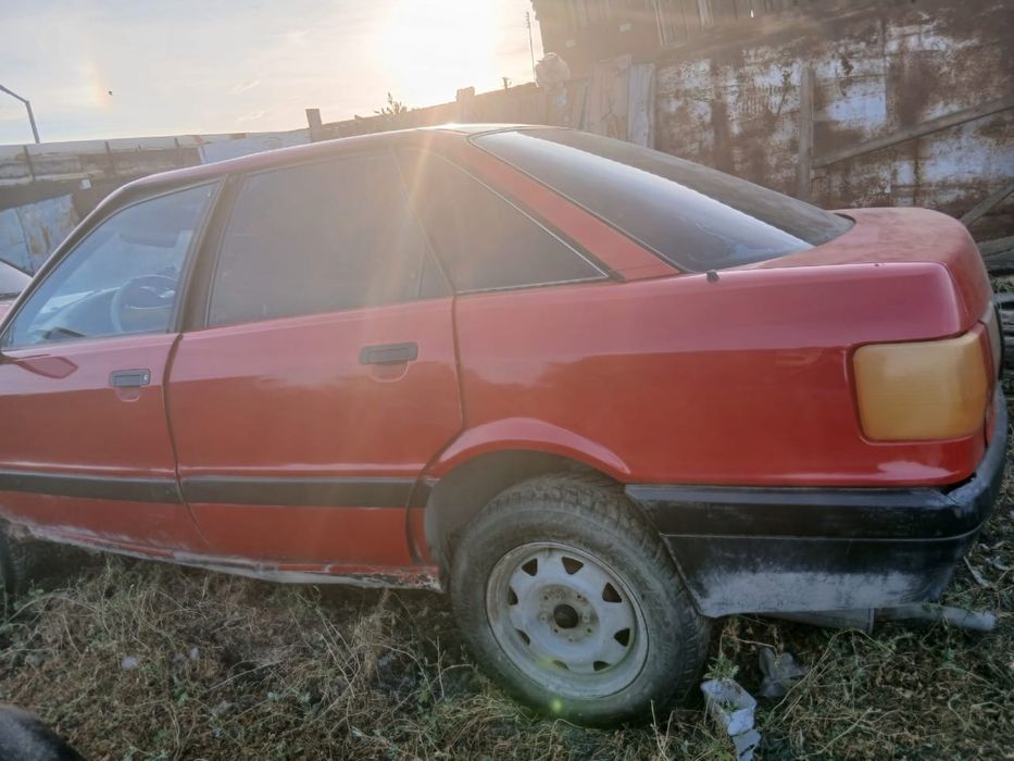 Audi 80 на запчасти