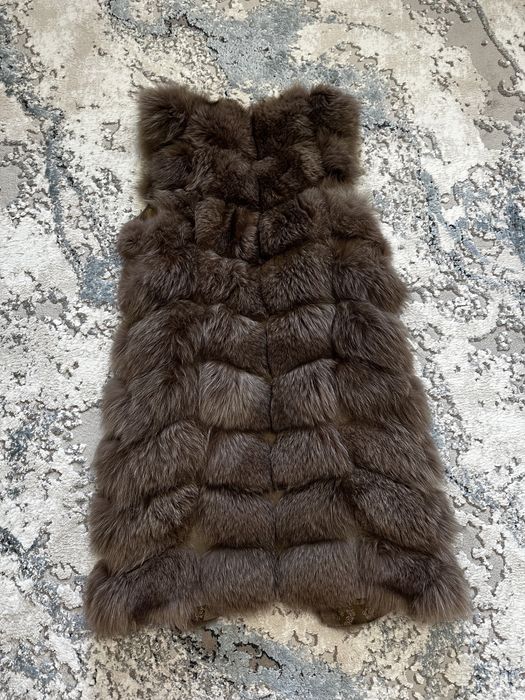 Продам жилет из песца
