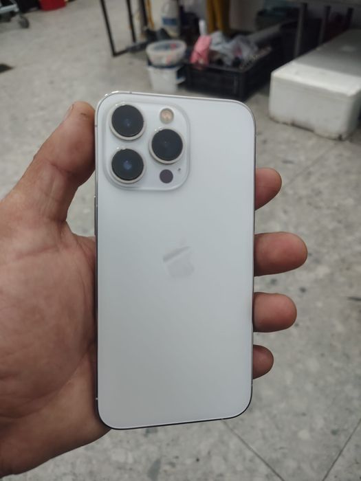 Iphone 13 pro silver  vand sau schimb