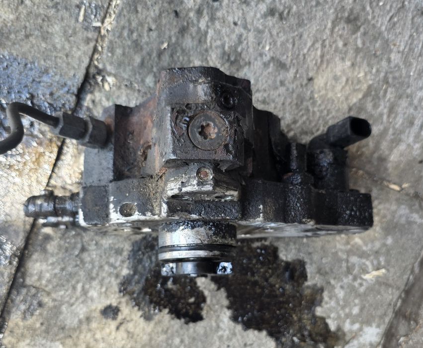 Pompe inalte presiune mercedes 2.2 diesel