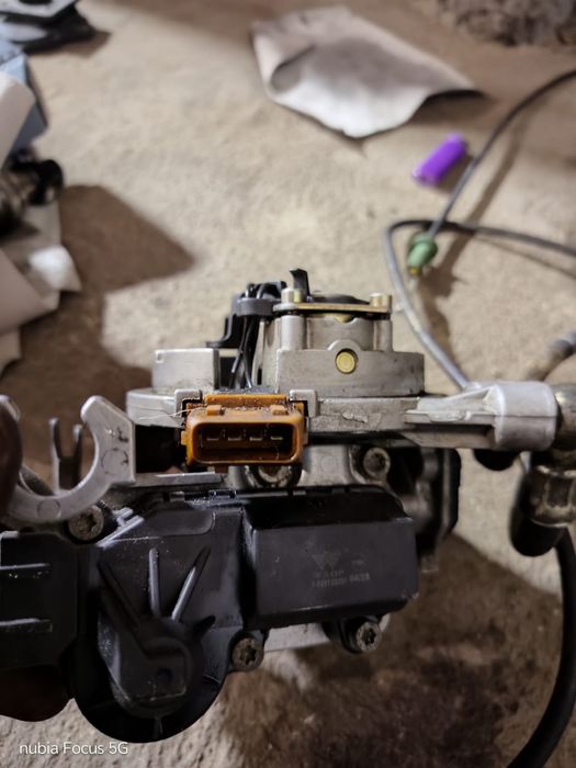 продается моник для пассат б3