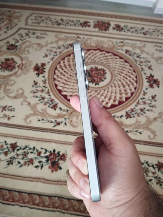 Srocna sotiladi Samsung s25 fe 8/256