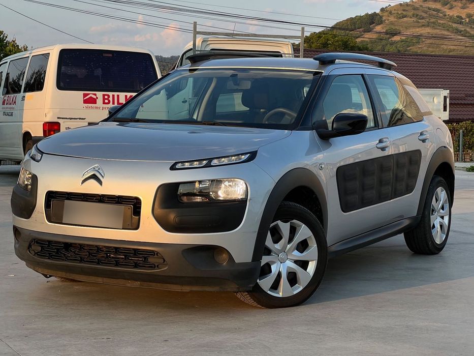 Citroën C4 Cactus Stare bună, mici defecte estetice