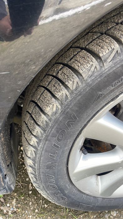 Toyota avensis motor diesel