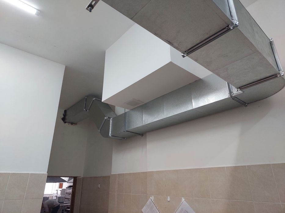 Вентиляция. Вытяжка. Приточка. Зонты. Жестянщик.