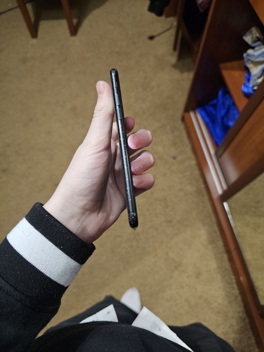 Iphone se 2020 обмен продажа