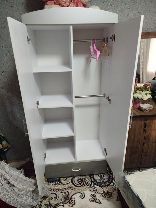 Detskiy kravat sotiladi bola yotmagan dom + uchastka yawimza hozir dom