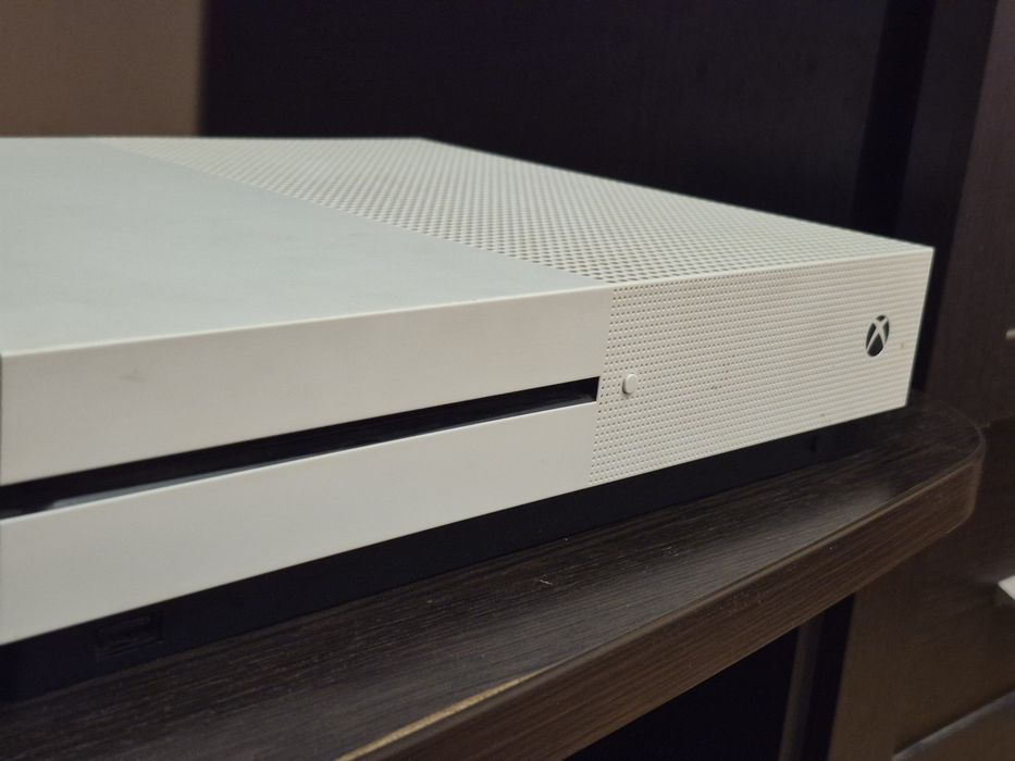 игровая приставка XBOX ONE 500гб