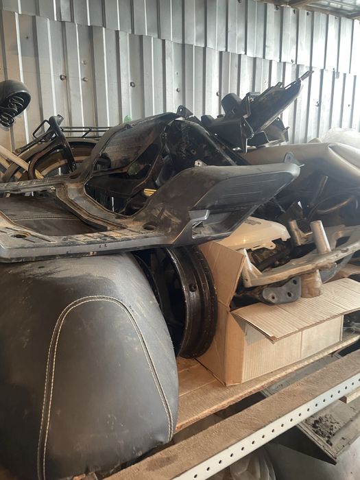 Запчасти на скутер 150куб