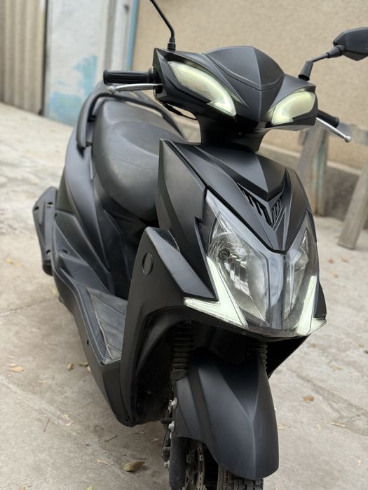 скутер 125 кубов