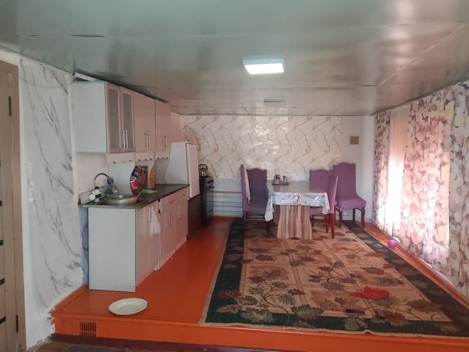 Тез арада үй сатылады!