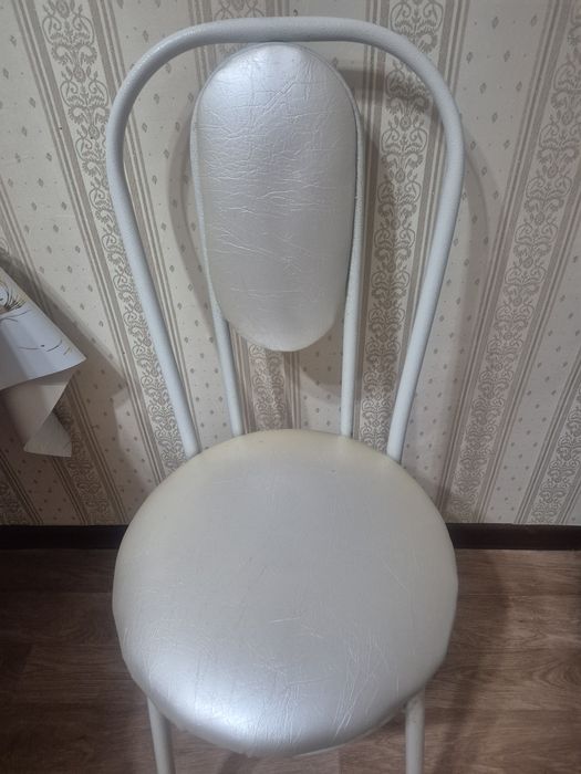 Продам стулья 6 шт