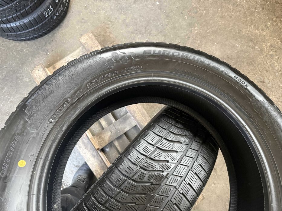 2x Anvelope iarna 235/55 R19 - Falken Euro Winter HS02