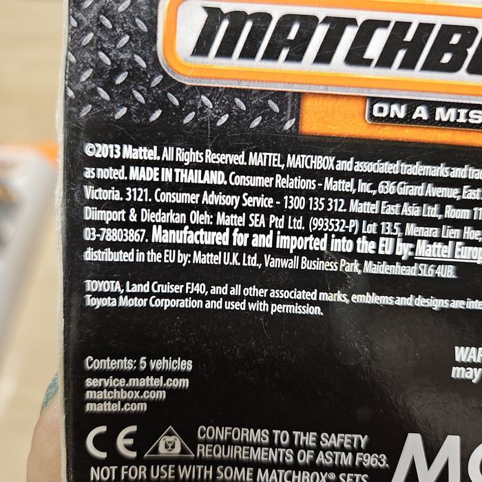 Машинки модельки маленькие