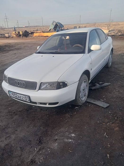 Продам ауди А4..