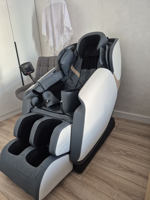 Массажный кресло