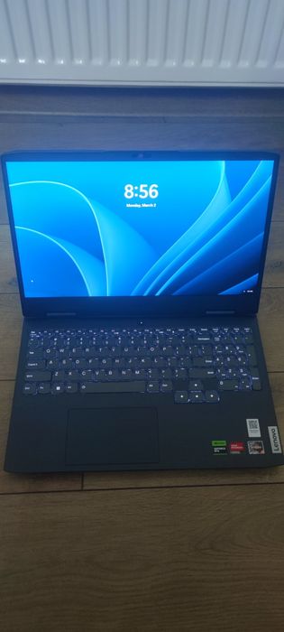 Vând Laptop Lenovo IdeaPad Gaming 3 32 GB RAM DDR5