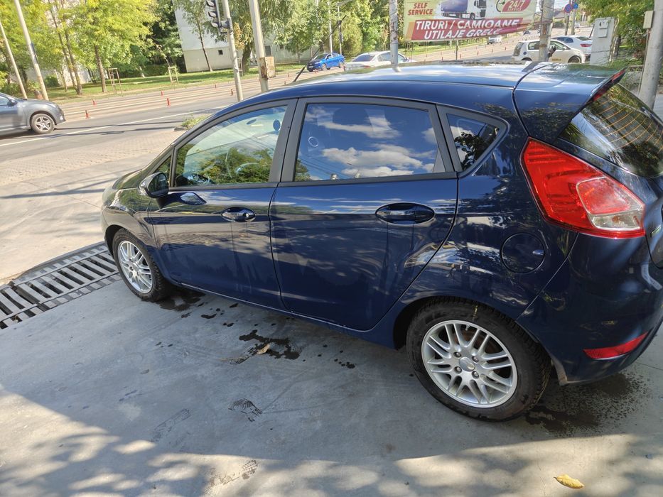 FORD Fiesta 2014 — imagine 2