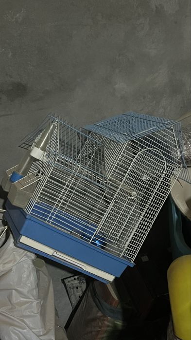Отдам дешево коляску, стулья, клетку и другие товары