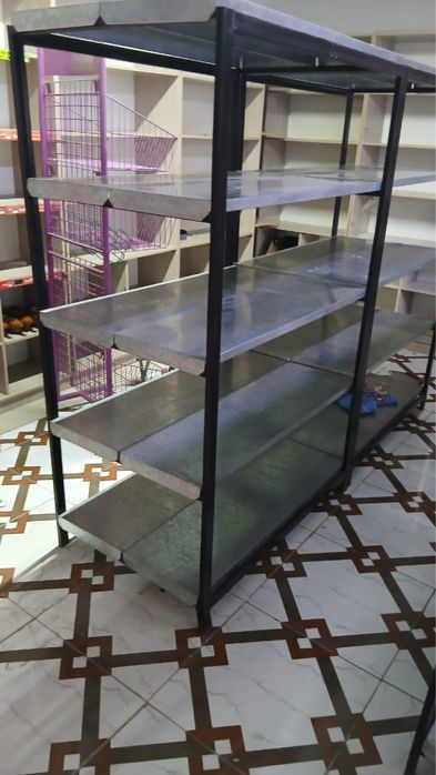 Стелаж для магазин