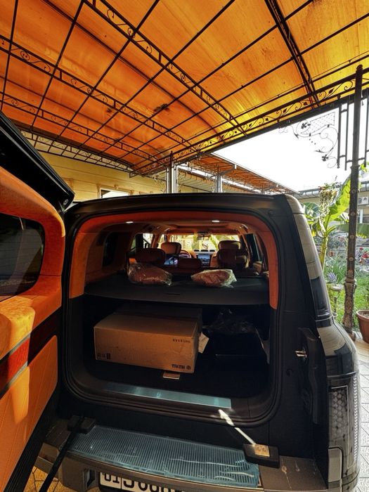 BYD Yangwang U8  Gibrid