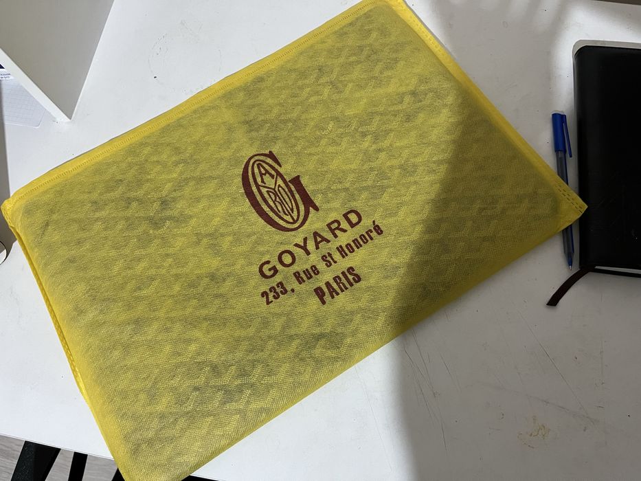 Продаеться Goyard клатч ( сумка конверт )