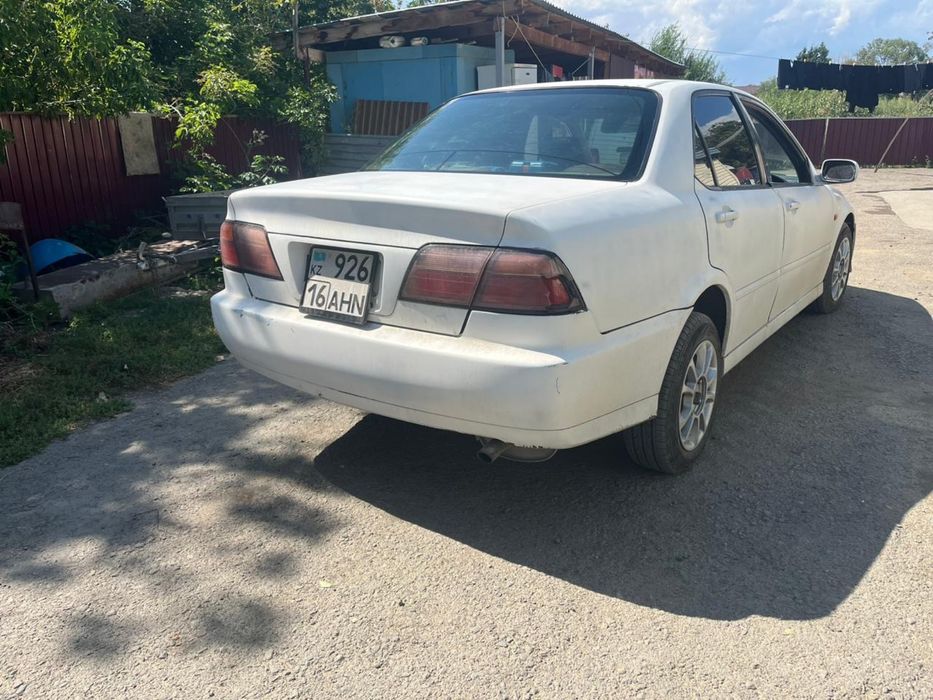 Продам машину срочно