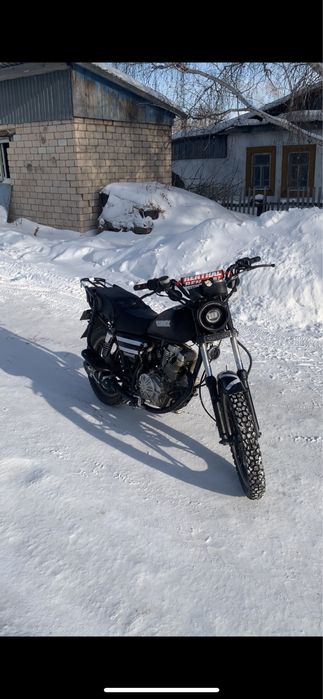 Продам мотоцикл Sonlink 200кубов