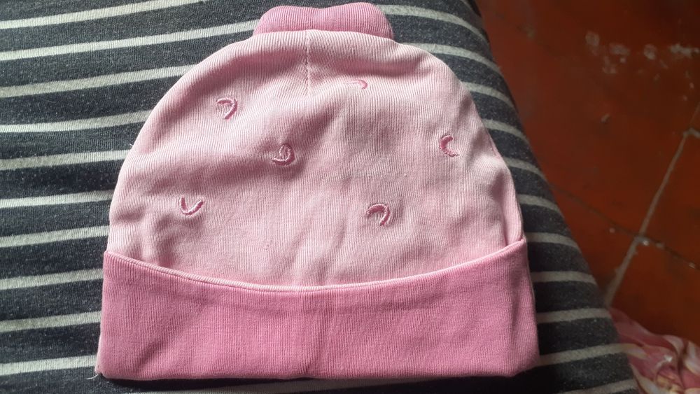 Продам детские шапочки