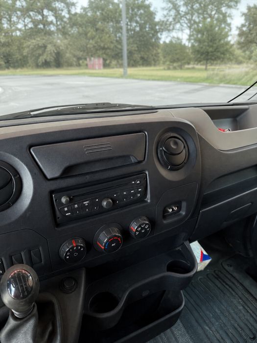 Продам автомобиль Opel Movano
