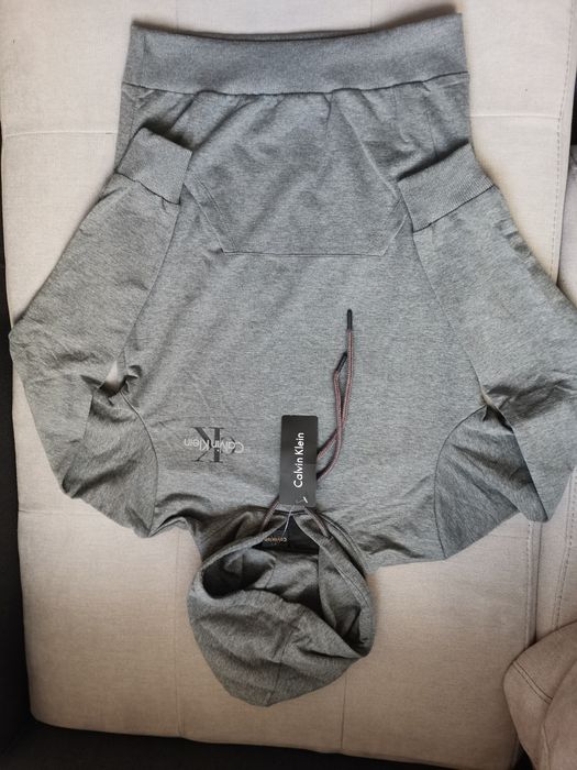 Мъжки пролетни анцунзи и тениски