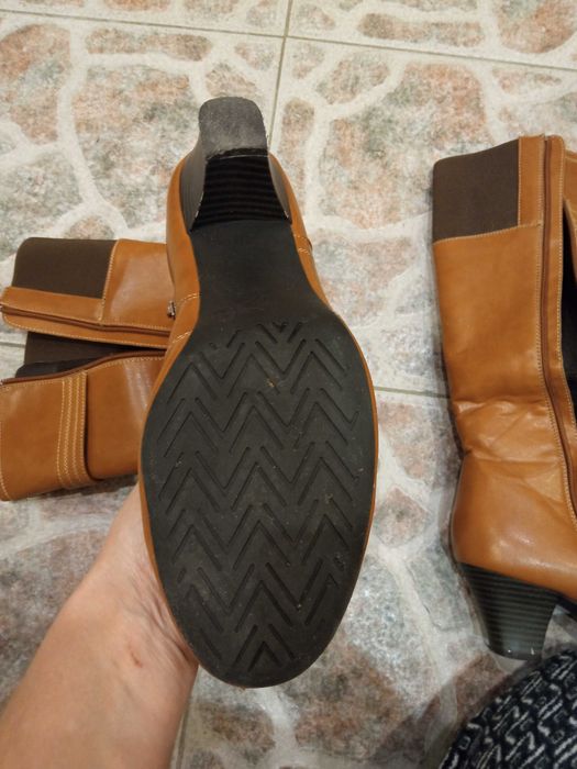 Ботуши от изкуствена кожа