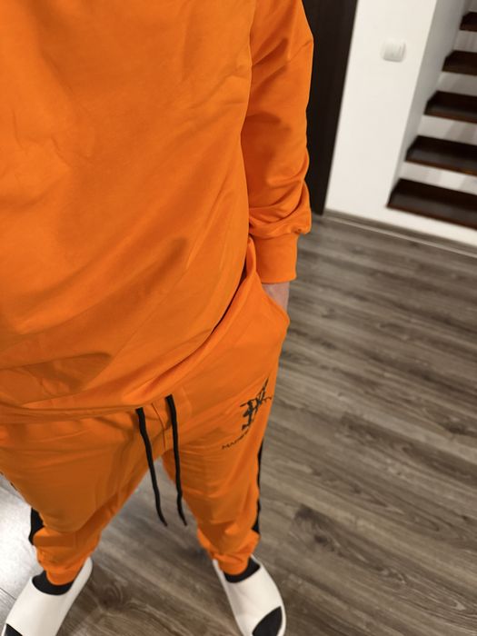 Compleu trening made by society