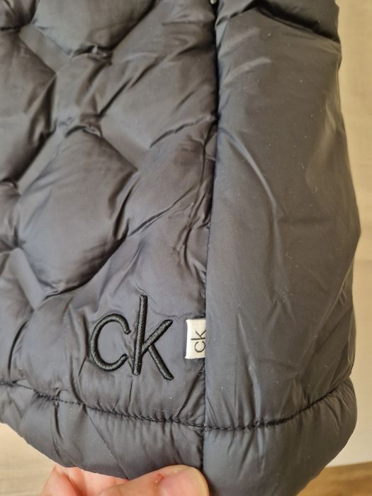 Нова оригинална грейка яке Calvin Klein, размер  ХС-С