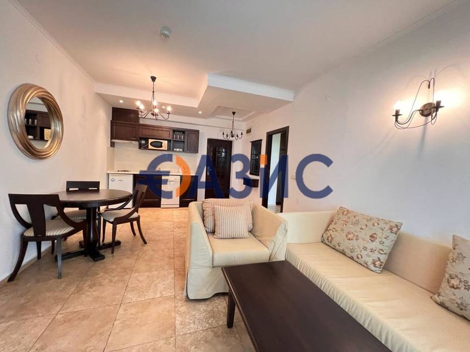 Продава се Двустаен апартамент в Обзор - 60 кв.м за 900 €/кв.м - Снимка #10