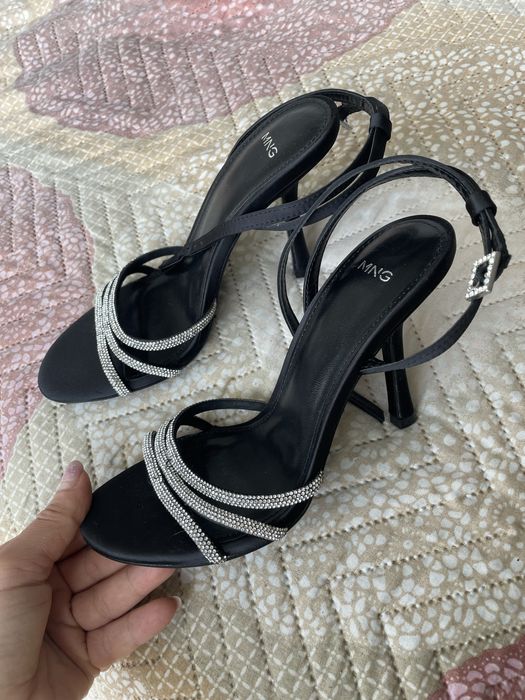 Сандали на ток Mango