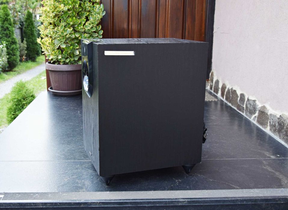 Subwoofer activ Onkyo SKW-560