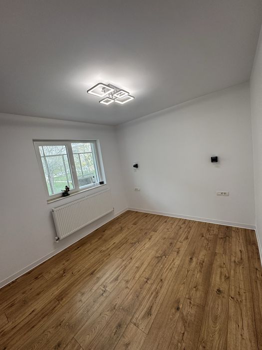 Apartament 2 camere complet renovat Etaj 1  Gata de mutare Str. Bradului Călan