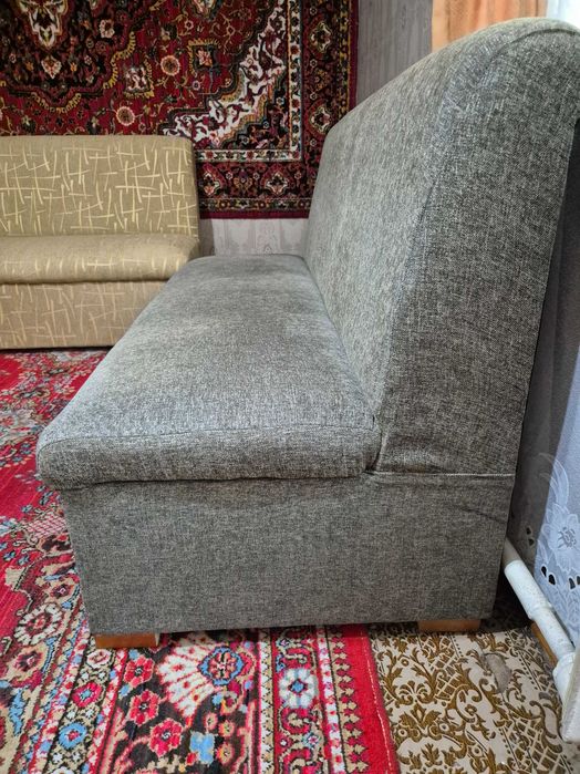 Мини диванчик. Несколько вариантов.