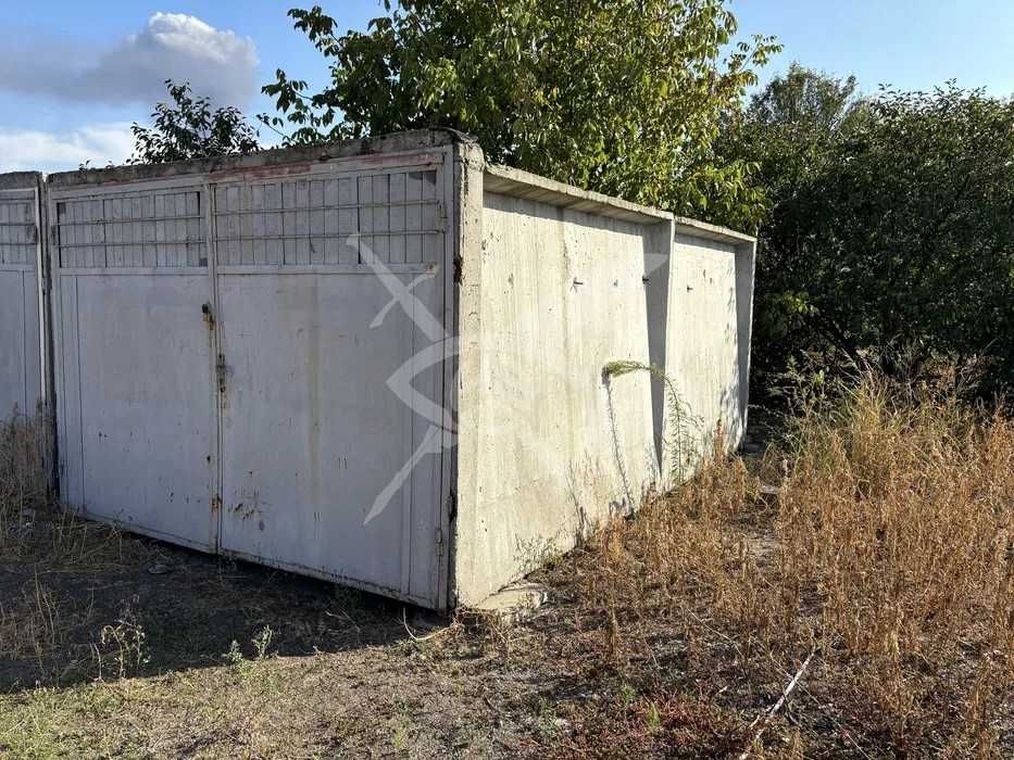 Продава се Гараж / Паркомясто в Пловдив, Тракия - 20 кв.м за 82 €/кв.м - Снимка #2