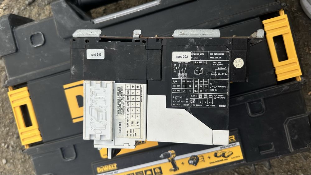 Moeller DIL7-10 + PKZ2 — пускатель для двигателя