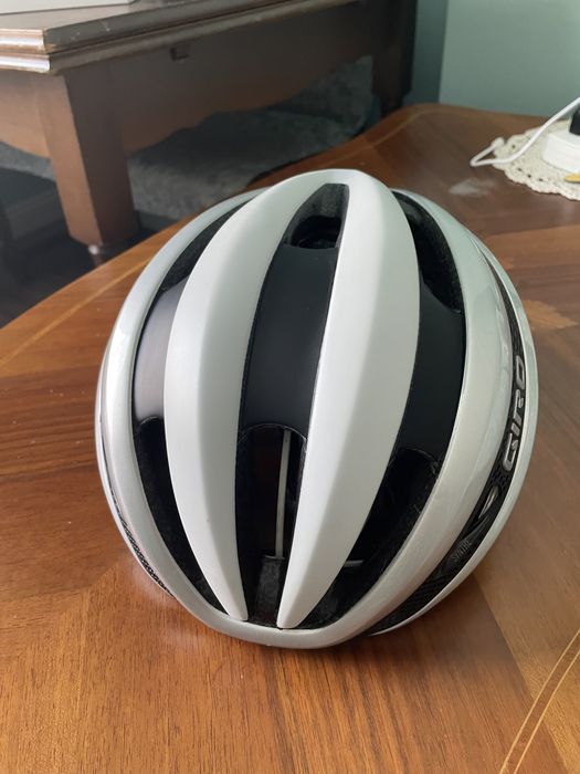 Giro Synthe велосипедный шлем