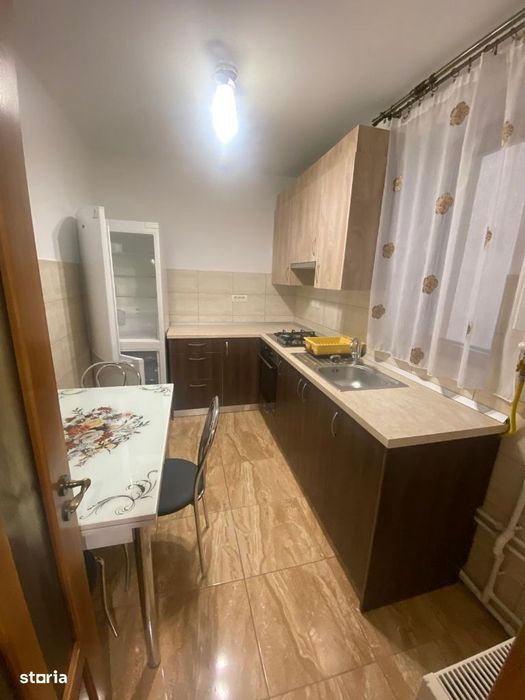 Apartament cu 2 camere decomandate, Marasesti