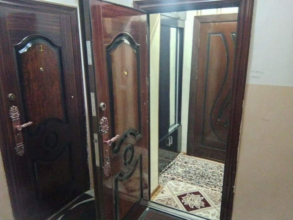 1xonalik kvartira sotiladi 14-mikrarayon 7-uy 11-xonadon narxi kelishi